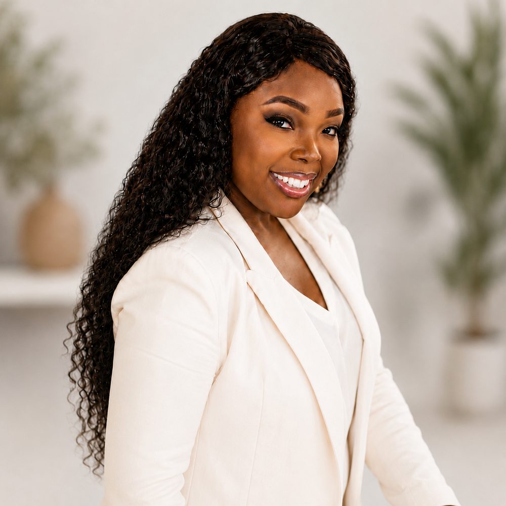 Quinell Albury, Luxury Real Estate Advisor, The Bahamas